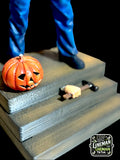 Hand-Painted 15” Michael Myers Horror Statue – Magnetic Hands, Slasher Weapon Set & Custom Display Base